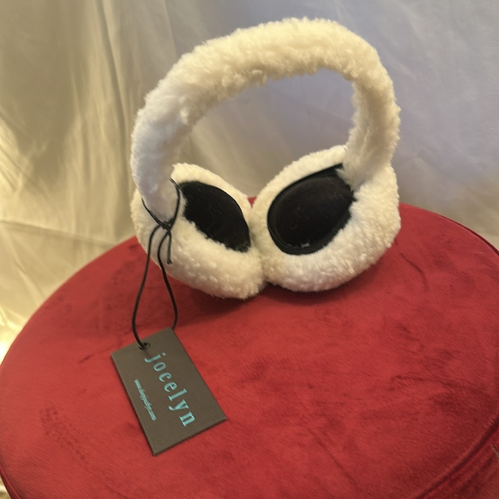 NEW jocelyn Faux Shearling Earmuffs in Ivory white winter ski snow - Picture 4 of 5